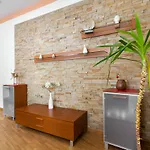 Aparthome Opera Theatre Без Відключень Світла Apartment
