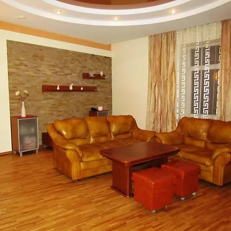 Aparthome Opera Theatre Без Відключень Світла Daire